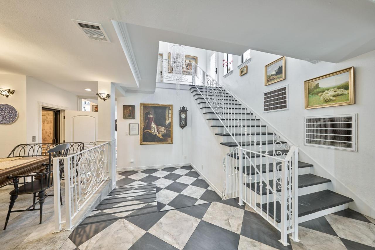 Villa With 8 Bedrooms And Heated Swimming Pool Х'юстон Екстер'єр фото